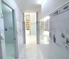 NHÀ 2 TẦNG, NGAY CHỢ CHỮ S, GẦN BỆNH VIỆN HÓC MÔN.52M2. Chỉ 2,75 tỷ.