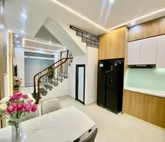 Bán Nhà Phố Quan Nhân, Thanh Xuân, 40m2, 5 Tầng Full Nội Thất 5 Sao, Gần Ô Tô, Nhỉnh 7 Tỷ