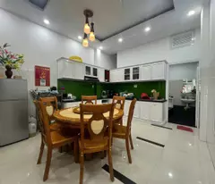 Bán Ngôi Nhà Tâm Huyết & Kiên Cố Khu Bàn Cờ - TP Nha Trang
Giá: 7 Tỷ 750 Triệu (Có Thương Lượng,