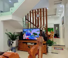 Bán Ngôi Nhà Tâm Huyết & Kiên Cố Khu Bàn Cờ - TP Nha Trang
Giá: 7 Tỷ 750 Triệu (Có Thương Lượng,