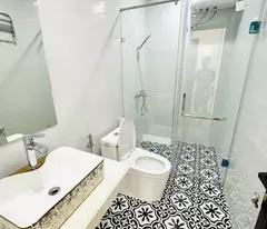 Bán nhà ngõ 296 minh khai 5 tầng long lanh ở ngay hoàng mai