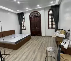 Bán Gấp Nhà Lạc Long Quân, Cầu Giấy, 51m2, 5 Tầng MT 5m, Gara Ô Tô, Kinh Doanh, Hơn 13 Tỷ