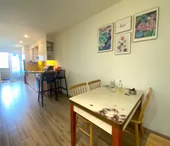 Cho thuê căn hộ tầng trung view sông thoáng mát Mường Thanh 04 giá 11 triệu
