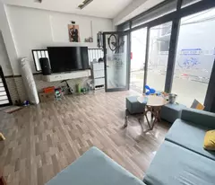 Hiểm, nhà 3 mặt kiệt Huỳnh Ngọc Huệ, ngang 5m nở hậu, 3 tầng 3PN, hơn 3 tỷ xíu.