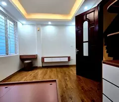 Chị chủ gửi bán nhà mới phố Minh Khai, quận Hai Bà Trưng, 5 tầng 30m2 giá nhỉnh 6 tỷ