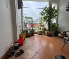 NHÀ DÂN XÂY - MẶT NGÕ- Ô TÔ CHẠY QUA- CÁCH HỒNG TIẾN 100M - DT 47m x4 TẦNG 8.x TỶ