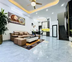 TRUNG TÂM YÊN HOÀ - NHÀ ĐẸP Ở NGAY - TẶNG FULL NỘI THẤT - SỔ HOA HẬU - 3 BƯỚC RA PHỐ - 45 m2 Chỉ
