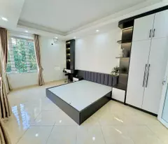 Bán nhà Ngõ Gốc Đề, Hoàng Mai 30m, 5 tầng. Giá: 5.86 tỷ