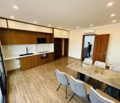 BÁN NHÀ ĐẸP NGUYỄN SƠN-LONG BIÊN 9.3 TỶ 36m, 6 TẦNG THANG MÁY, GARA Ô TÔ, MT 4.25m, LÔ GÓC.