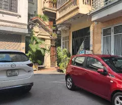 Bán nhà mặt phố Lạc Long Quân, Nghĩa Đô, Cầu Giấy, 39m², 9.4 tỷ, sổ đỏ