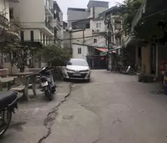 Xuống Tiền Mua Ngay Căn Này Nhà   - VỊ TRÍ ĐẸP - HIẾM - GIÁ TỐT