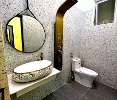 Bán nhà phố đẹp HXH -  Hoàng Hoa Thám Bình Thạnh -  5 tầng - 4.8 tỷ -