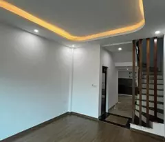 BÁN NHÀ ĐẸP, HIẾM  LA KHÊ, NGÕ Ô TÔ TRÁNH 40 M2 X 5 TẦNG, GIÁ 5.5 TỶ