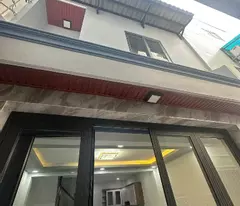BÁN NHÀ 2 TẦNG, 25M2, NGAY NGÃ TƯ NGUYỄN THỊ THẬP - Q.7 - GIÁ 2.6 TỶ - SỔ ĐỎ