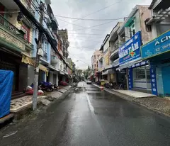 chính chủ cho thuê nhà mặt tiền kinh doang 3 tầng, đường 10m ở Linh tây Thủ đức