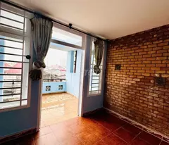 chính chủ cho thuê nhà mặt tiền kinh doang 3 tầng, đường 10m ở Linh tây Thủ đức