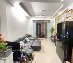 Bán nhà Tam Trinh giá 5.25 tỷ, diện tích 30m2, 5 tầng, mặt tiền 3.5m