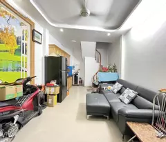 Bán nhà Tam Trinh giá 5.25 tỷ, diện tích 30m2, 5 tầng, mặt tiền 3.5m