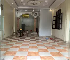 Cho thuê văn phòng Tầng 1 có lỗi đi riêng