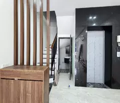 Bán siêu phẩm Lê Lợi Hà Đông Tháng Máy Ô tô đỗ 8.8 Tỷ,5 tầng,34m2.