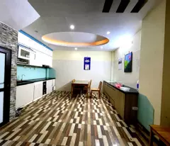 Siêu phẩm Phú Đô su cóc đỗ cửa, diện tích 45m2, mặt tiền 4.5m. Vài bước ra phố.