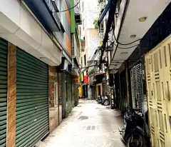Siêu phẩm Phú Đô su cóc đỗ cửa, diện tích 45m2, mặt tiền 4.5m. Vài bước ra phố.