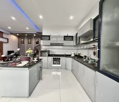 Bán nhà Lê Quang Định - Hẻm xe hơi 7c - SD 177m2 - (6.5 x 11)m - 3 Lầu