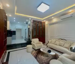 BÁN NHÀ 5T GẦN ĐH LUẬT, DT 55 M2, GẦN PHỐ, NHÀ ĐẸP Ở NGAY, GIÁ 14.2 TỶ