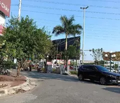 BÁN ĐẤT DỊCH VỤ CỔNG ĐỒNG PHÂN LÔ VỈA HÈ  , OTO  TRÁNH ĐỔ KINH DOANH ĐỈNH 55 , MẶT TIỀN 6M GIÁ 10.5