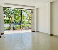 Siêu phẩm lô góc mặt phố Long Biên, 102m x 7 tầng, mặt tiền 5.8m, view hồ, ôtô tránh, kinh doanh