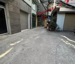 Bán nhà N50 Lạc Long Quân phố VIP Ở Đẳng Cấp sát Tây Hồ 37m2 5 Tầng 7.9 tỷ