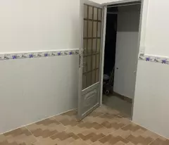 Cho thuê nhà trọ mặt tiền chợ Tôn Thất Thuyết Q4