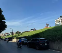 BÁN NHÀ NGỌC THỤY - DÂN XÂY 67M2 - 5 TẦNG  - VỊ TRÍ HIẾM ĐẸP  - VÀI BƯỚC RA Ô TÔ💥💥💥 
- GIÁ