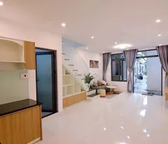 K Trưng Nữ Vương 2.6 tỷ Hải Châu 
Giảm chào 50 triệu giá chào mới 2.6 tỷ