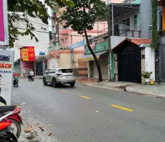 BÁN NHÀ MẶT TIỀN HUỲNH THỊ HAI 4X22M ĐÚC 4 TẤM GIÁ 8.2 TỶ