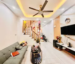 Bán nhà 3 tầng tổ 11, Quang Minh, Mê Linh, HN. Cách 50m tới đường Quang Minh. DT 32m, giá 2,95 tỷ.
