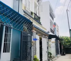 HÀNG XÓM BÌNH THẠNH - HIỆP BÌNH PHƯỚC - Ô TÔ 7 CHỖ NẰM NHÀ - 4,5x13 SỔ VUÔNG A4 - MỚI ĐẸP VÀO Ở