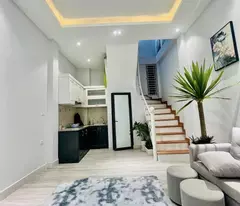 Cực Vip Mỹ Đình,Lô góc, Oto tránh, diện tích 50m2, mặt tiền 4m. Full nội thất mới .