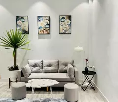 Cực Vip Mỹ Đình,Lô góc, Oto tránh, diện tích 50m2, mặt tiền 4m. Full nội thất mới .