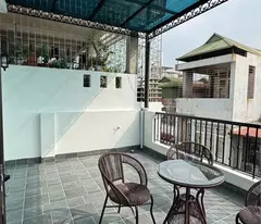 Bán nhà Hồ Đắc Di, lô góc, 8 tầng thang máy đập hộp, DT 46m2, vài bước chân ra Hồ Đắc Di