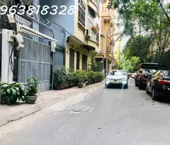 CẦU GIẤY TRUNG TÂM - PHÂN LÔ -VỈA HÈ- Ô TÔ TRÁNH- 100M RA PHỐ- - Ô CHỜ THANG MÁY - DT: 61m2 - chỉ