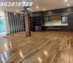 CẦU GIẤY TRUNG TÂM - PHÂN LÔ -VỈA HÈ- Ô TÔ TRÁNH- 100M RA PHỐ- - Ô CHỜ THANG MÁY - DT: 61m2 - chỉ