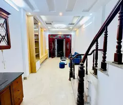 "Bán nhà phố Hoàng Mai, Hoàng Văn Thụ, 32m, 5 tầng. Giá: 6.5 tỷ