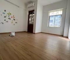 Căn hộ chung cư tầng 8 toà 9 tầng, khu vực siêu nhiều tiện ích, cách mặt đường Nguyễn Cảnh Dị 20m