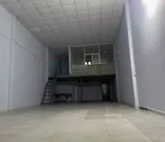 Cho thuê kho 135m Tứ Hiệp Thanh Trì, vỉa hè có chỗ để xe giá 15tr