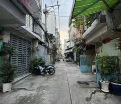Cơ hội sở hữu nhà 4 tầng 5PN Quận 10, giá 6.4 tỷ - Ngõ Nguyễn Tiểu La, 28m2, sổ hồng chính chủ!
