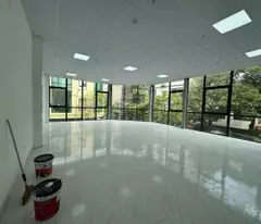 Siêu hot! 40tr Trung Kính đôi. 75m2 x 7T, MT 6m. Có đồ cơ bản. Thang máy, phù hợp spa, lớp học