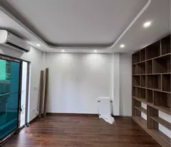 Bán nhà riêng Sơn Đồng, Hoài Đức 30m2. Lô góc 5 tầng Ôtô đỗ cửa. Cách 120m đến chợ Yên Bệ