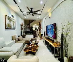 🏡 BÁN NHÀ SIÊU ĐẸP TẠI BỒ ĐỀ - LONG BIÊN - Diện tích: 57m²•4 tầng hiện đại.

• Giá bán: Hơn 9 tỷ