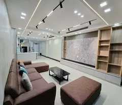 Cực hiếm -7 tầng thang máy - gara 2 ô tô - Nguyễn Văn Cừ, Long Biên - 16.x tỷ